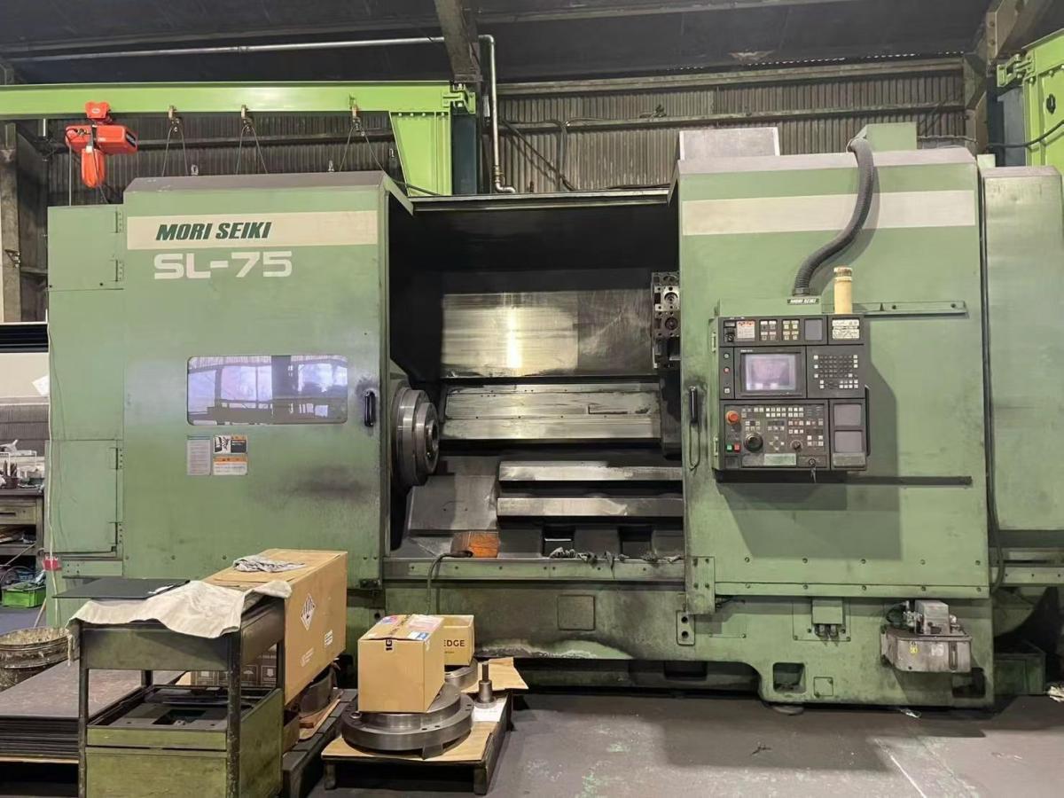 CNC turning lathe