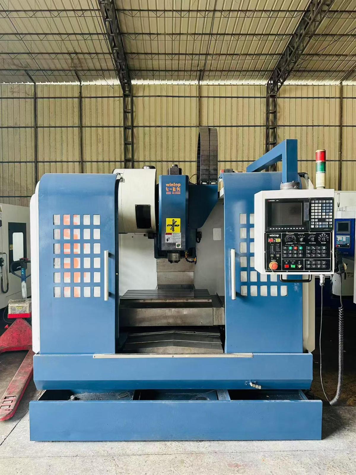 Vertical Machining Center