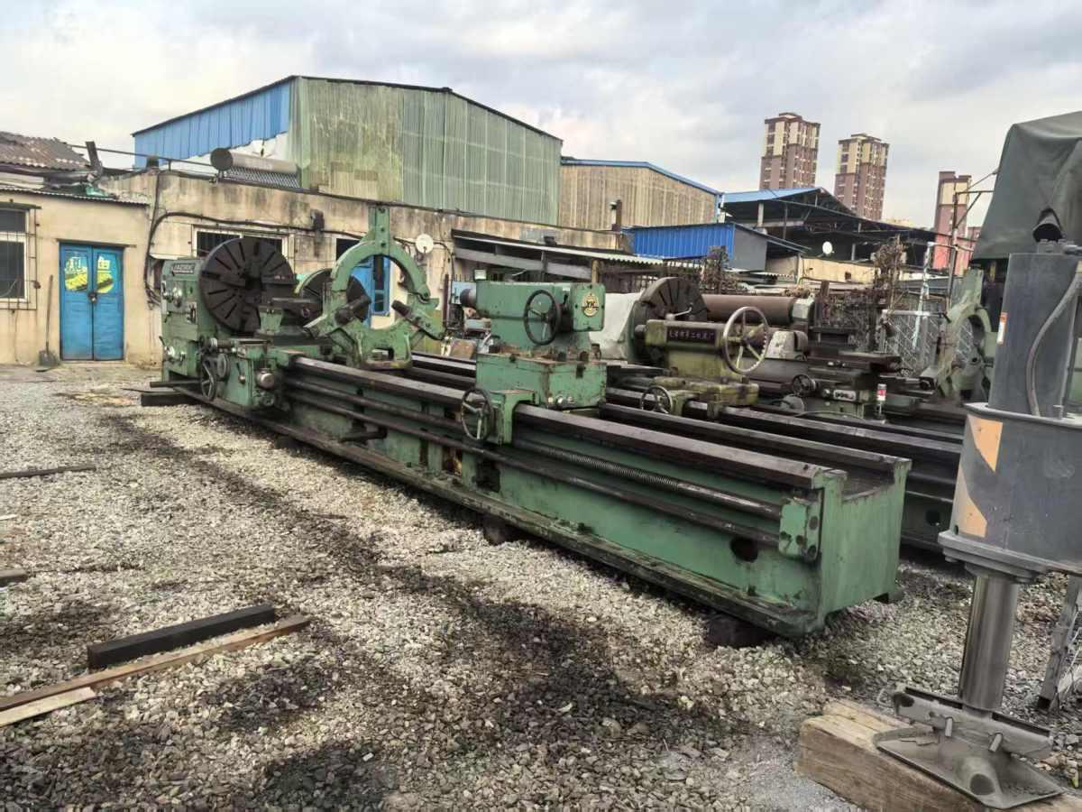 Horizontal lathe