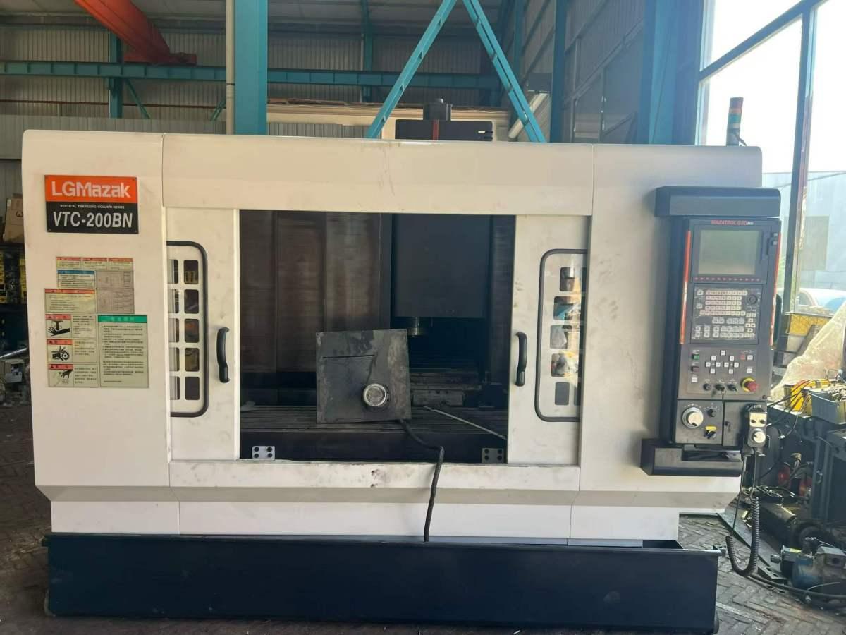 Vertical Machining Center