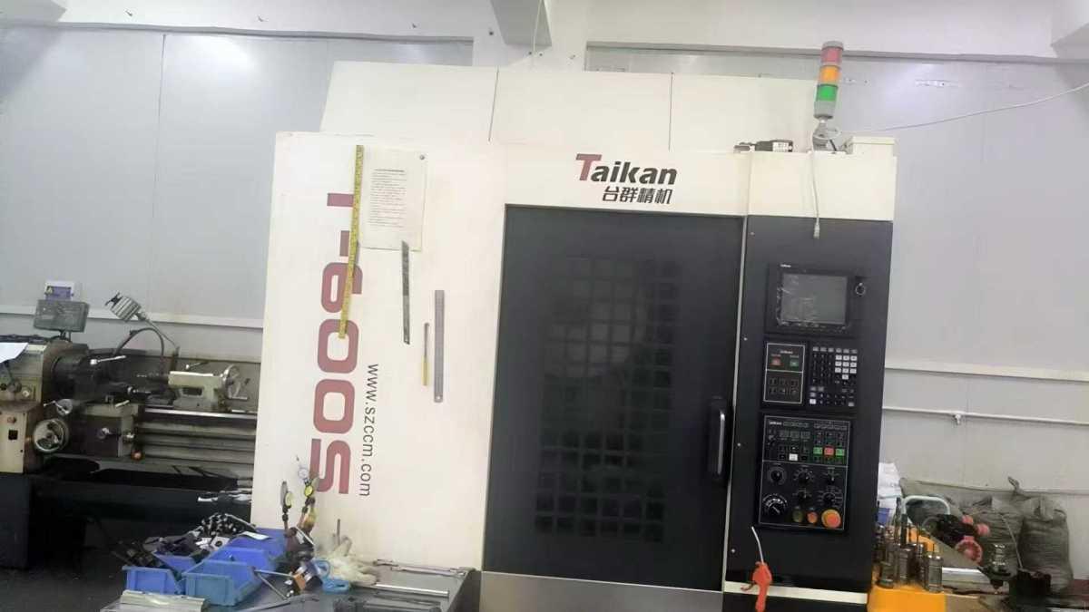 Tapping machine