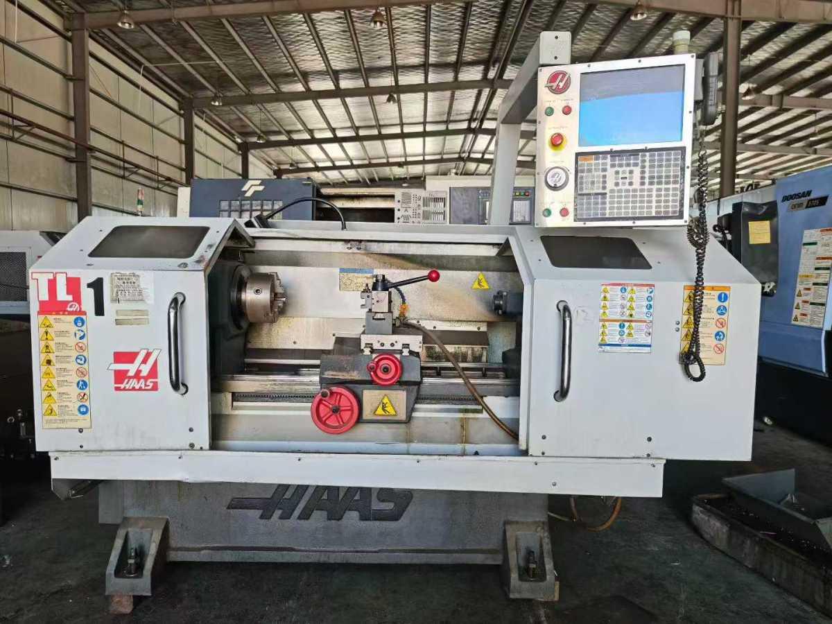 CNC turning lathe