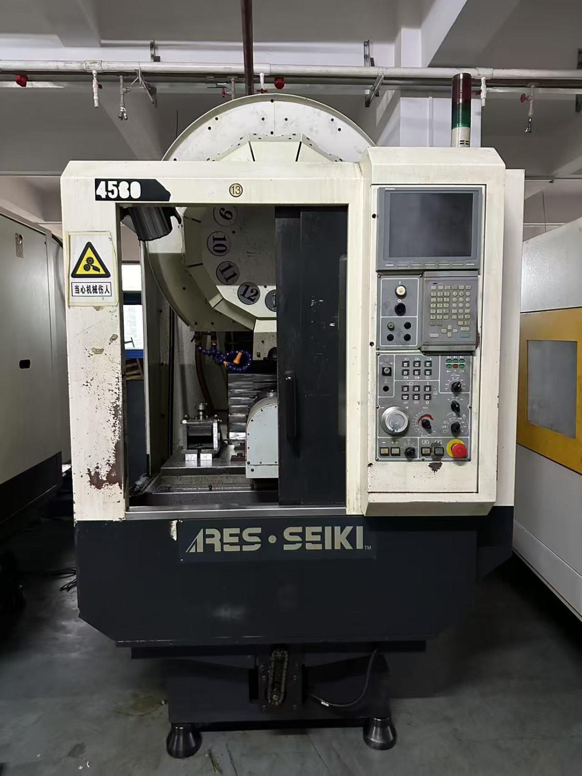 Tapping machine