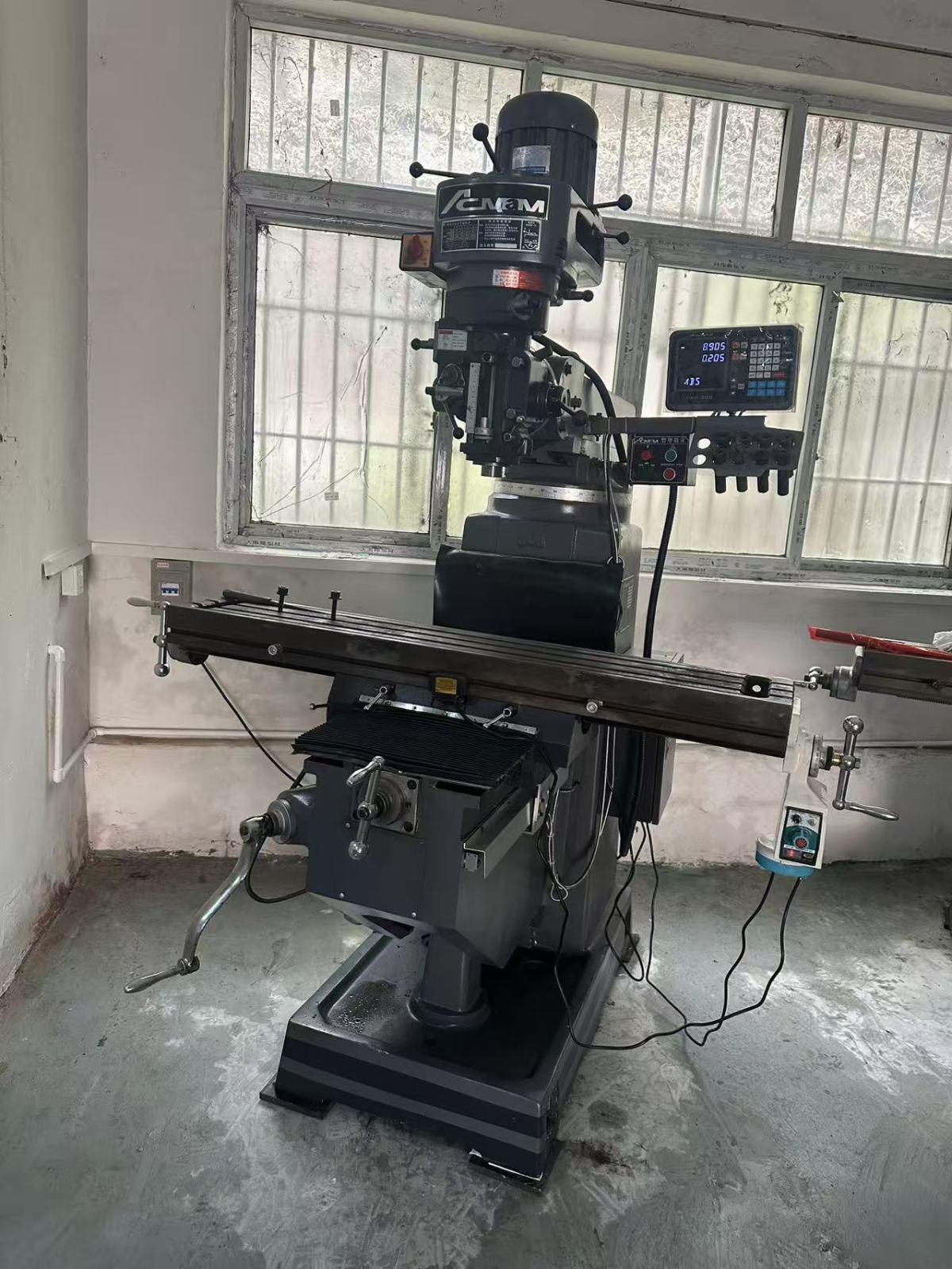 turret milling machine