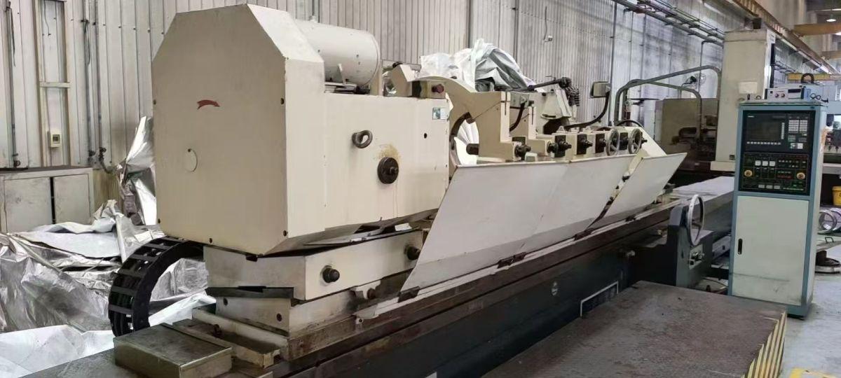 Cylindrical grinder