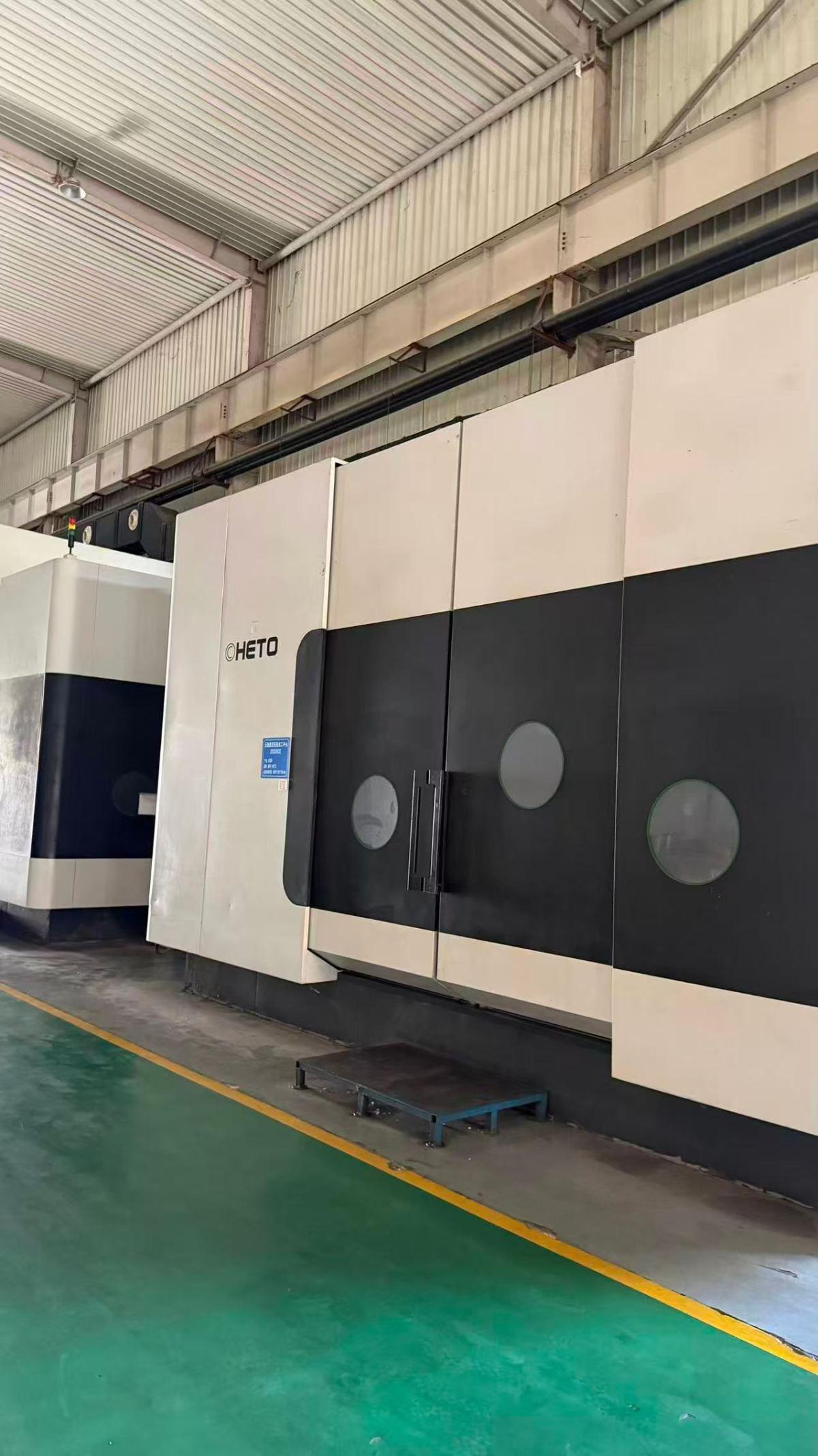 Deep-hole drilling machine