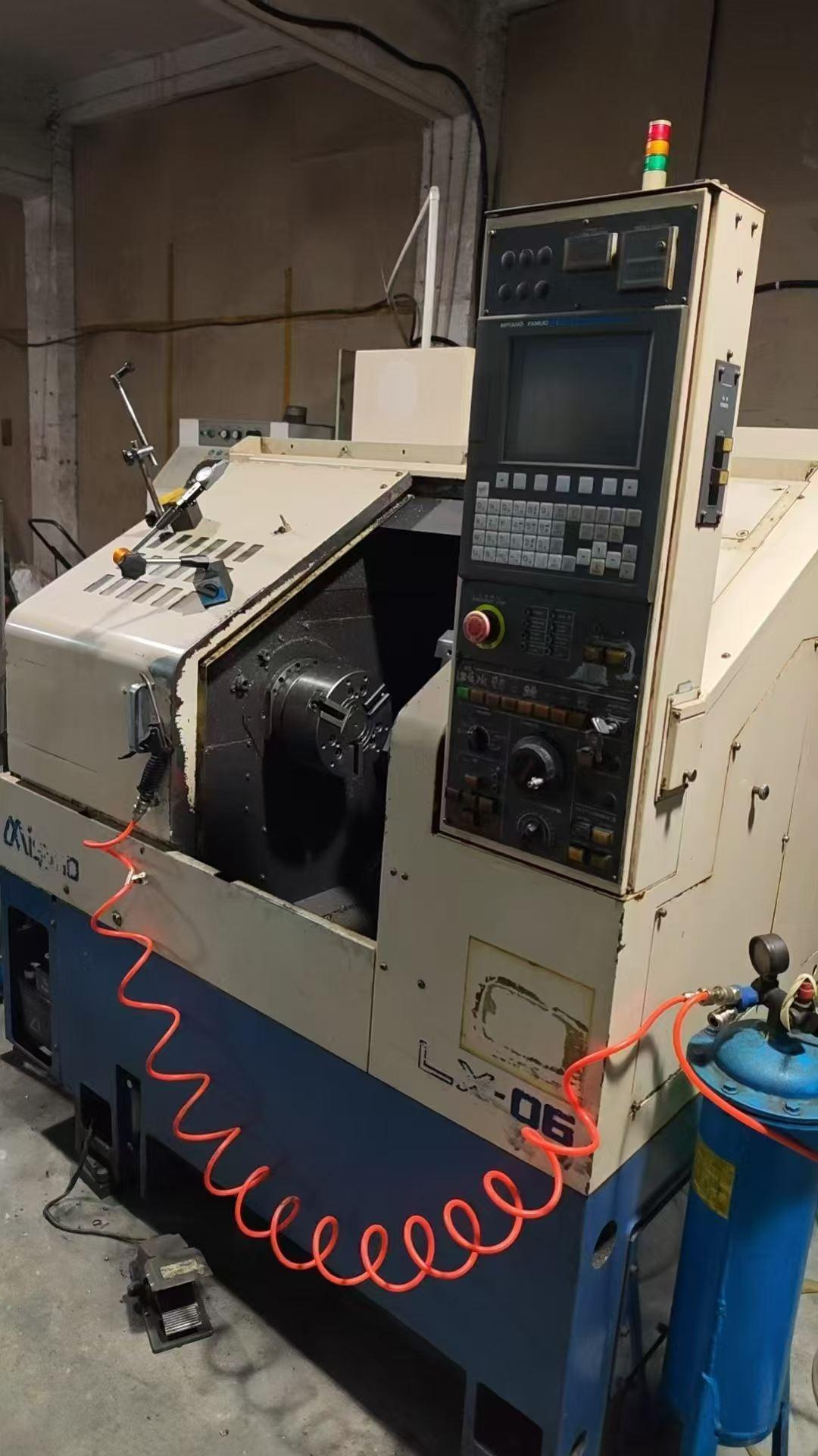 CNC slant bed lathe
