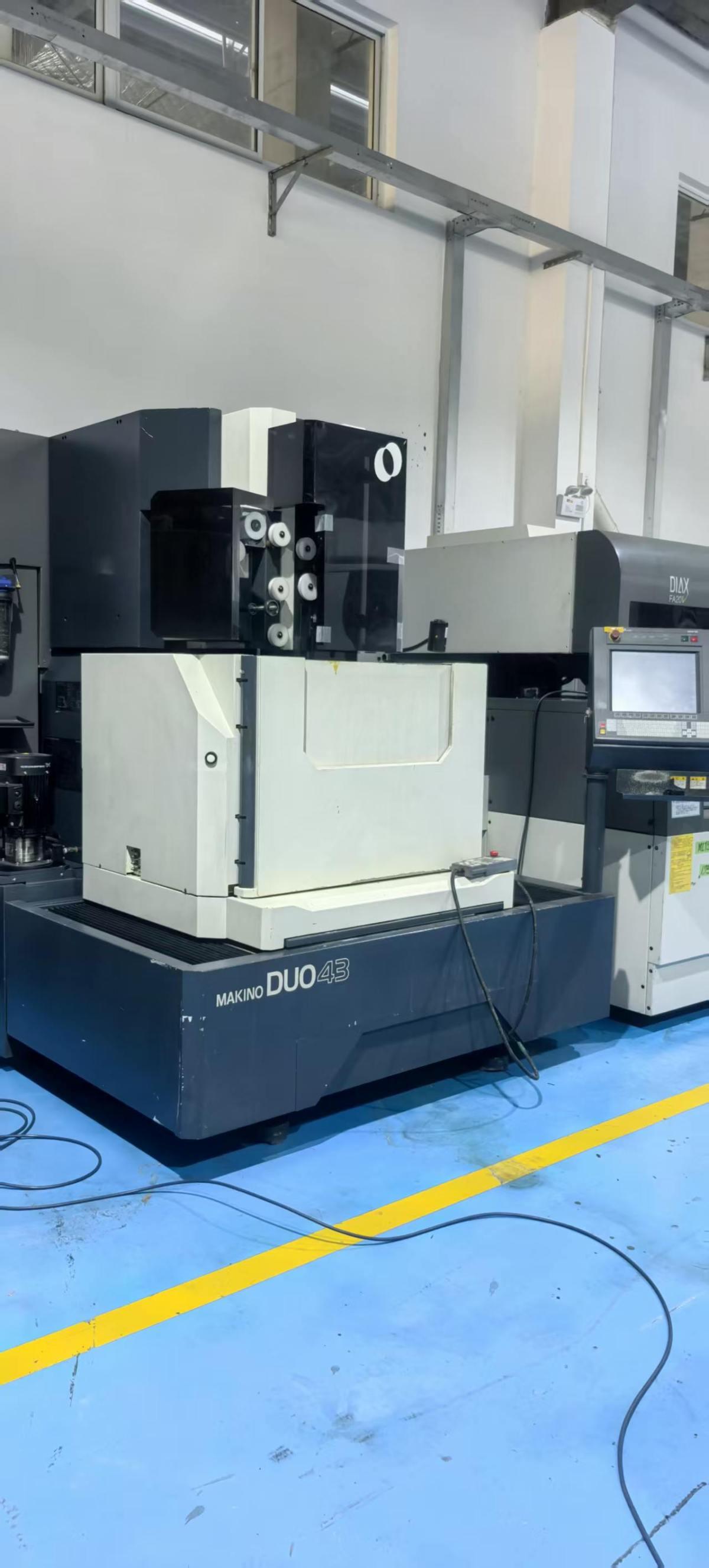 Wire cutting machine