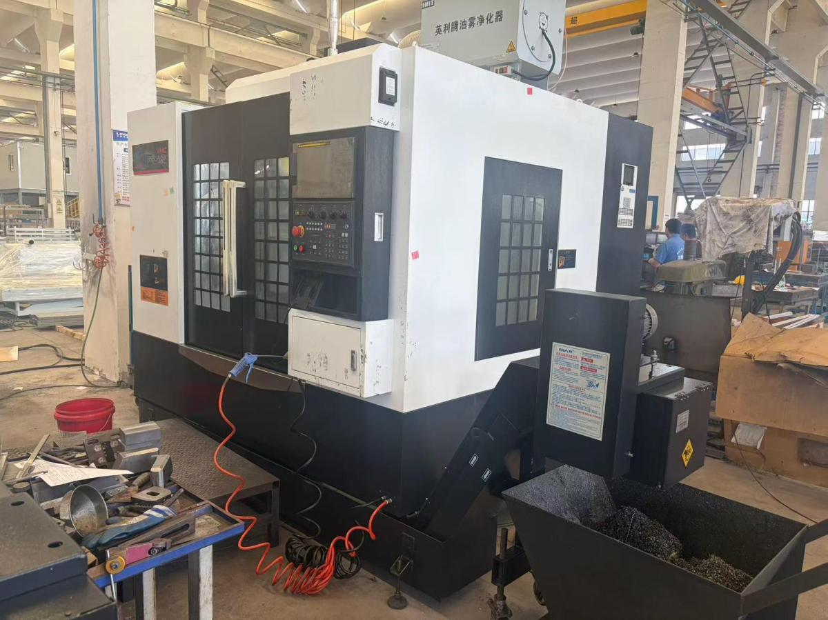 Vertical Machining Center