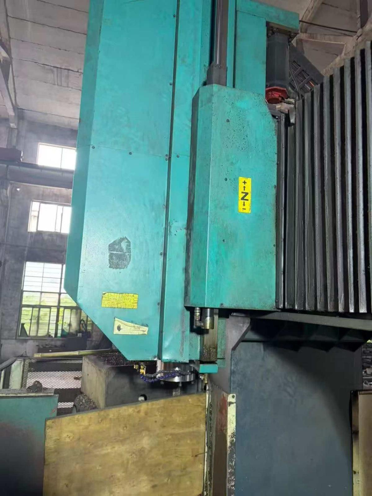 CNC gantry milling machine