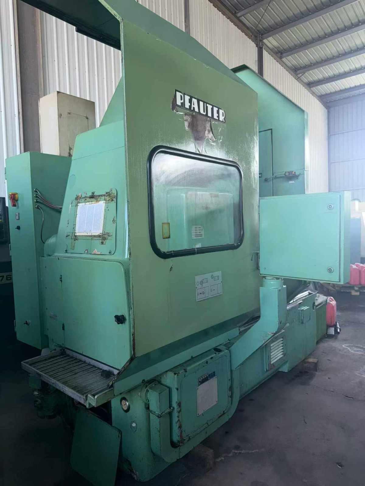 PFAUTER - P900