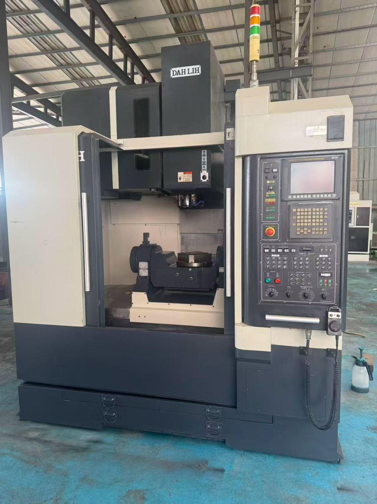 5 Axis Machining Center