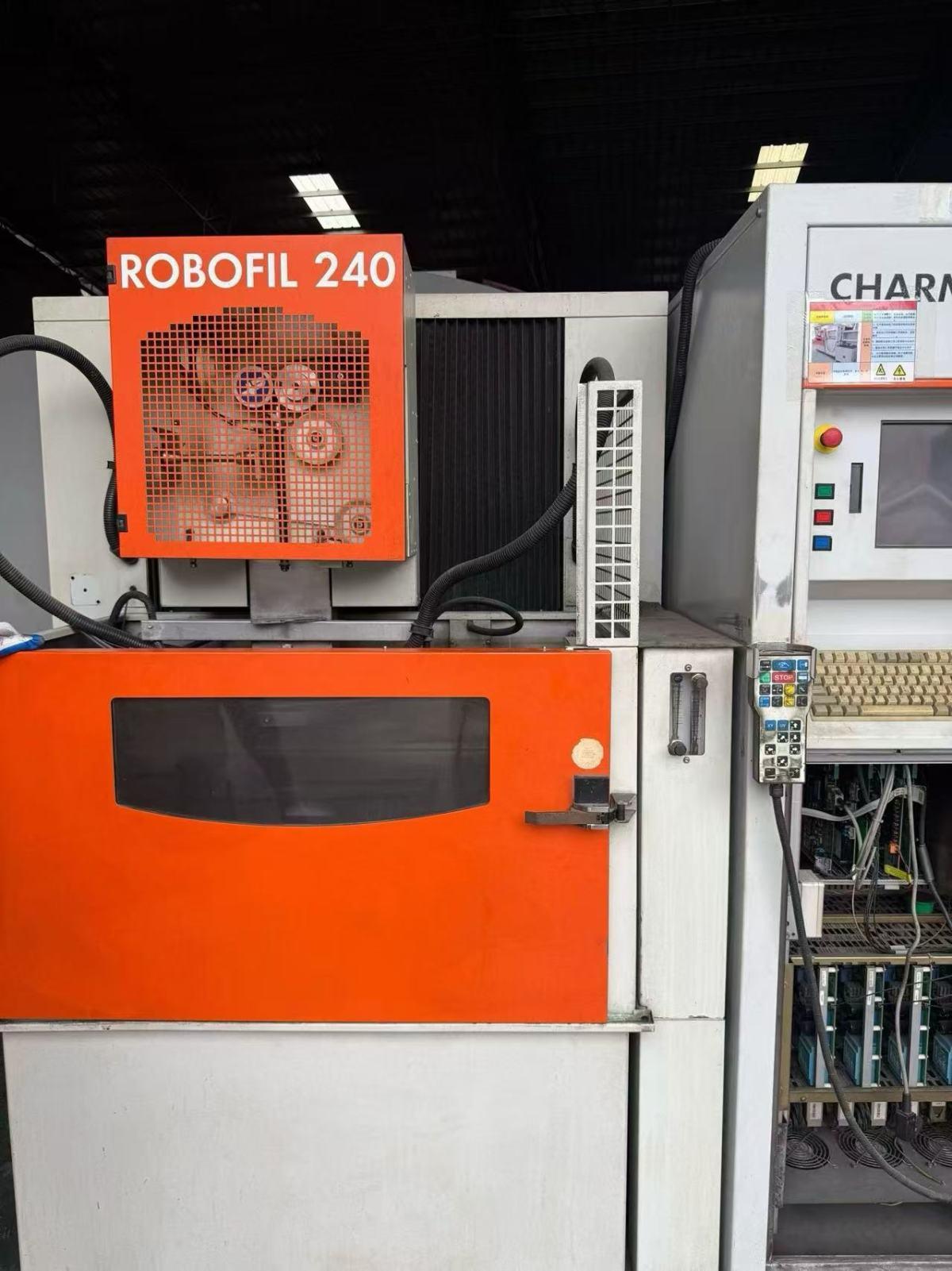 Charmilles - ROBOFIL 240 